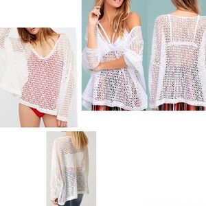 Free People / We the Free | Oversized White Crochet V-Neck Sweater | Size Large
